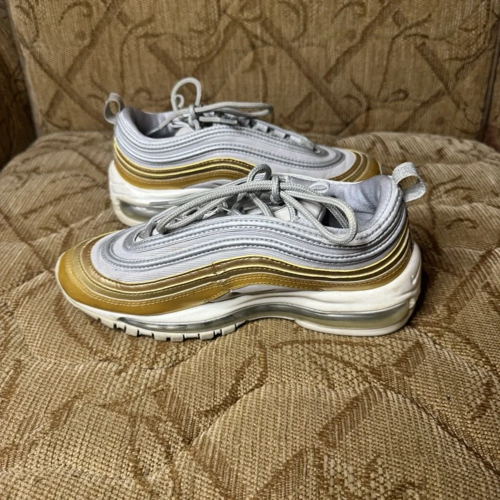 Nike Air‎ Max 97 AQ4137-001 Metallic Gold Silver Sneakers Shoes Womens 5.5